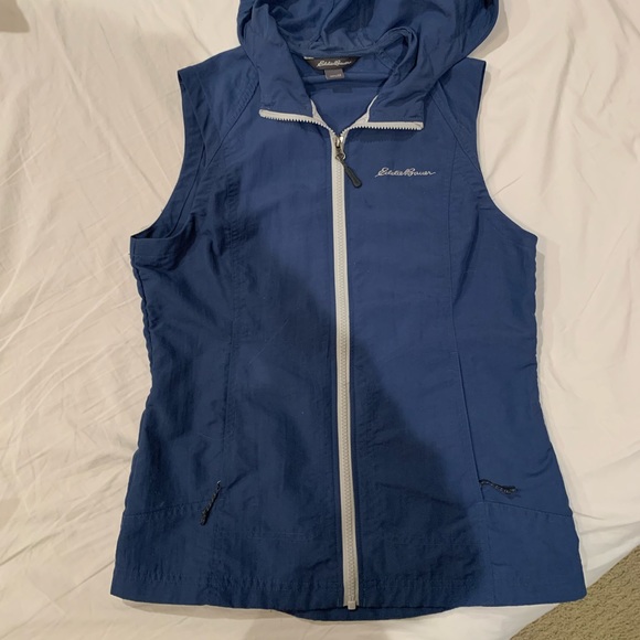 Eddie Bauer Jackets & Blazers - Bundle 3/$15 Eddie Bauer hooded blue vest in great condition